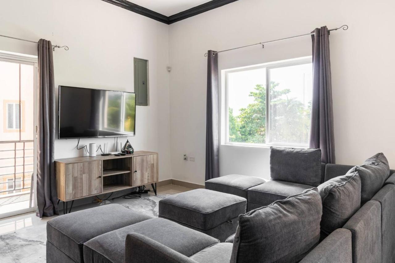 Brand New Pool Manor Park With Wifi Centrally-Located Kingston Zewnętrze zdjęcie
