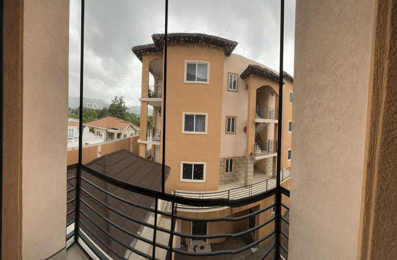 Brand New Pool Manor Park With Wifi Centrally-Located Kingston Zewnętrze zdjęcie